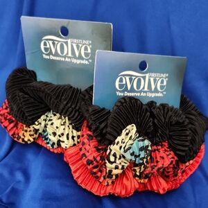 REVOLVE Black and Red Hair Scrunchies Set